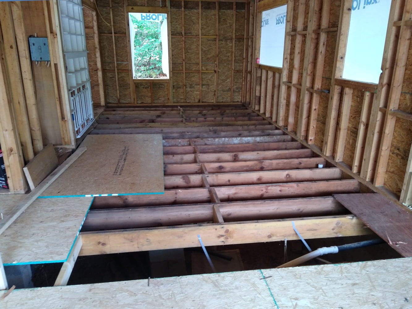 Kitchen and pantry floor joists