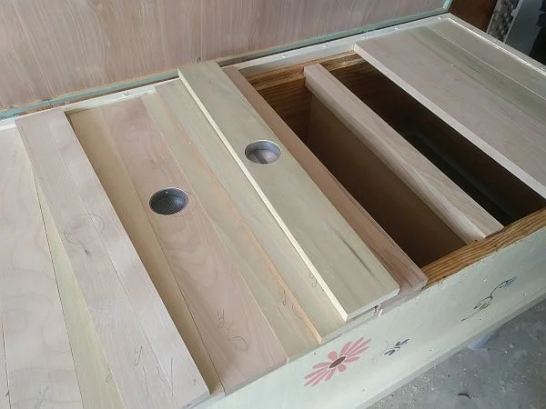 Nest top slats and follower board