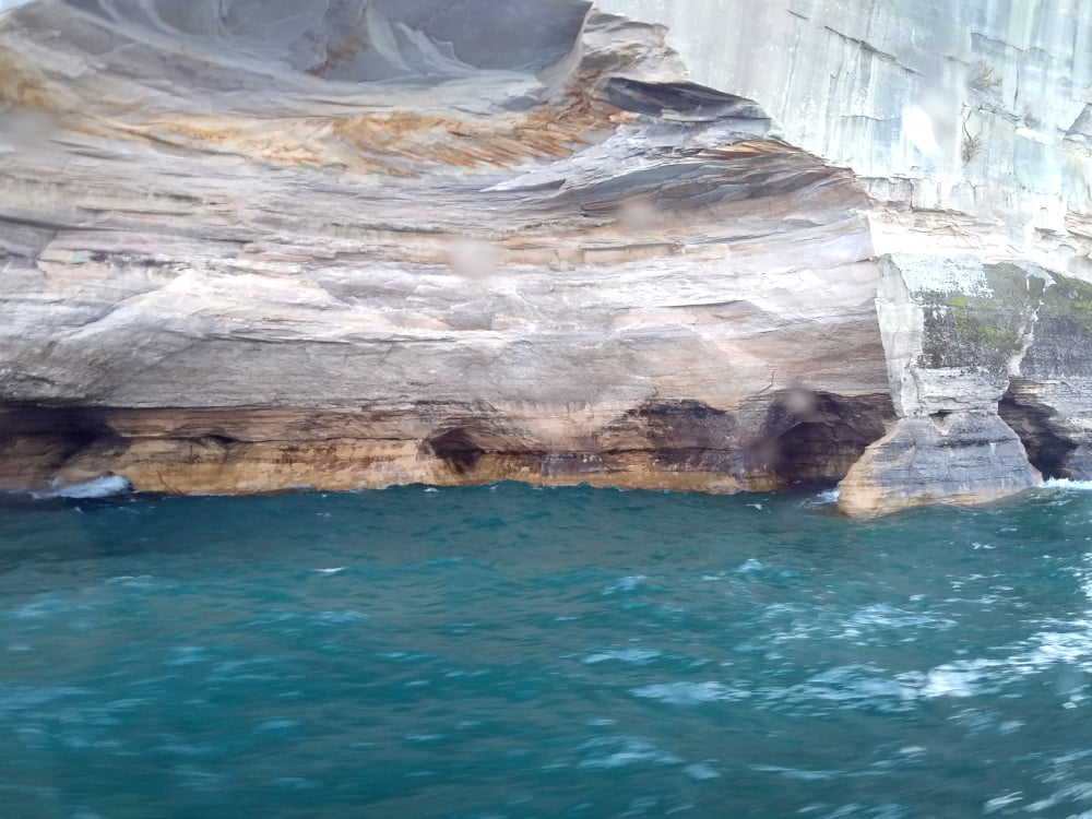 Portion of the Cliff Showing the Sandstone's Color Without Mineral Deposits